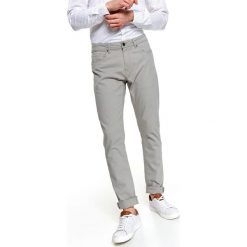 Spodnie strukturalne slim fit. Szare spodnie męskie Top Secret, na co dzień, na lato, m, bez wzorów, z bawełny, sportowe. W wyprzedaży za 69,99 zł.