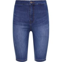 Szorty jeansowe Guess W0GD20 D41F2. Niebieskie szorty damskie Guess, z aplikacjami, z elastanu. W wyprzedaży za 249,00 zł.