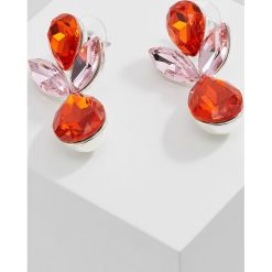 Kolczyki damskie: SNÖ of Sweden NOEMI DROP EARRING Kolczyki silvercoloured/pink