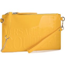 Torebka VERSACE JEANS COUTURE - E3VUBPO2 71279 600. Żółte torebki klasyczne damskie Versace Jeans Couture, bez wzorów, z jeansu, wizytowe, na ramię, bez dodatków. Za 369,00 zł.