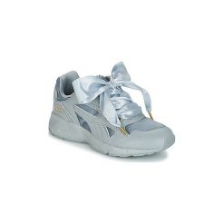 Buty Puma PREVAIL HEART SATIN. Trampki i tenisówki damskie Puma. Za 281,40 zł.