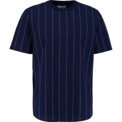 Samsøe & Samsøe CLAUS Tshirt z nadrukiem sapphire. Niebieskie koszulki polo męskie marki Samsøe & Samsøe, xxl, z nadrukiem, z bawełny. W wyprzedaży za 159,50 zł.