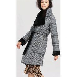 Czarny Płaszcz Walk Out. Czarne płaszcze damskie marki other, xl. Za 99,99 zł.
