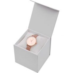 Zegarek na rękę. Różowe zegarki damskie Top Secret. W wyprzedaży za 54,99 zł.