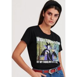 T-shirt Śpiąca królewna - Czarny. Czarne t-shirty damskie Reserved, s, bez wzorów, bez kołnierzyka. Za 39,99 zł.