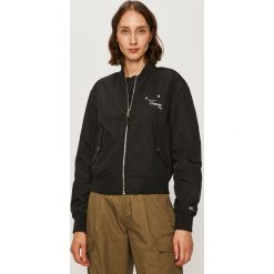 Tommy Jeans - Kurtka bomber. Czarne kurtki damskie Tommy Jeans, s, bez wzorów, z elastanu, krótkie. Za 699,90 zł.