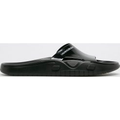 Calvin Klein Jeans - Klapki. Czarne kapcie męskie Calvin Klein Jeans, bez wzorów, z jeansu. Za 339,90 zł.