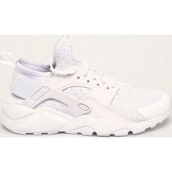 Nike Kids - Buty dziecięce Air Hurache Run Ultra Gs. Białe trampki chłopięce Nike Kids, bez wzorów, z materiału, sportowe, z okrągłym noskiem, na sznurówki. Za 449,90 zł.