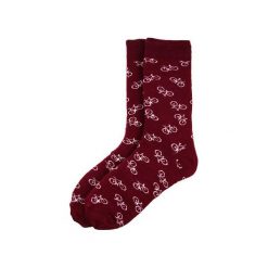 Skarpety bordowe w rowery. Czerwone skarpetki męskie Em men's accessories, z bawełny. Za 29,99 zł.