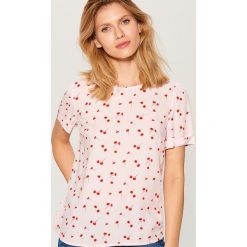Koszulka basic - Różowy. Różowe bluzki damskie marki Mohito. Za 59,99 zł.