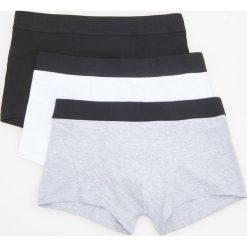 3 pack bokserek - Czarny. Czarne bokserki męskie Reserved. Za 59,99 zł.