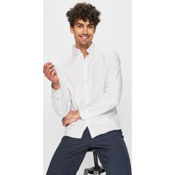 Casual Friday - Koszula. Niebieskie koszule męskie Casual Friday, m, bez wzorów, z elastanu, casualowe, button down, z długim rękawem. W wyprzedaży za 79,90 zł.