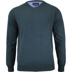 Ciemny Szary Sweter Męski w Serek - 100% BAWEŁNA - Adriano Guinari SWADGAW16CIEMSZARY. Szare swetry męskie Adriano Guinari, m, bez wzorów, z bawełny, klasyczne, z dekoltem w serek, bez kaptura. Za 99,00 zł.