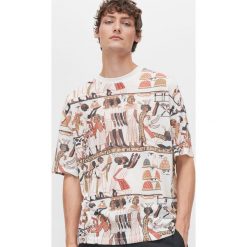 T-shirt z printem -. T-shirty męskie Reserved, s, bez wzorów, bez kołnierzyka. Za 79,99 zł.