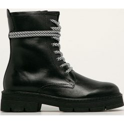 Marco Tozzi - Workery skórzane. Czarne workery damskie Marco Tozzi, ze skóry, z okrągłym noskiem, bez obcasa, na obcasie, na sznurówki. Za 299,90 zł.