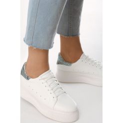 Niebieskie Sneakersy Dynamize. Niebieskie półbuty damskie Born2be, z aplikacjami, bez obcasa, na sznurówki. Za 69,99 zł.