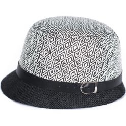 Kapelusz damski Eleganckie romby biały (cz17247). Białe kapelusze damskie marki Art of Polo, eleganckie. Za 40,31 zł.