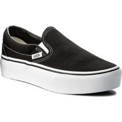 Tenisówki Vans Classic Slip-On P VN00018EBLK. Czarne półbuty damskie Vans, bez wzorów, bez zapięcia. W wyprzedaży za 239,00 zł.