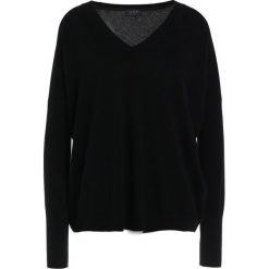 J.CREW ROSAYLN BOYFRIEND Sweter black. Czarne bluzy damskie marki J.CREW, xxs, bez wzorów, z kaszmiru, bez rękawów, bez kaptura. Za 669,00 zł.