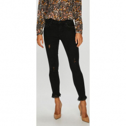 Only - Jeansy. Czarne rurki damskie marki ONLY, z elastanu. W wyprzedaży za 99,90 zł.