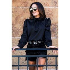 Damska bluzka - body FINELA BLACK. Czarne bluzki damskie Damska bluzka - body FINELA BLACK, s, bez wzorów, bez kołnierzyka, bez rękawów. W wyprzedaży za 39,00 zł.