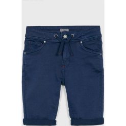 Pepe Jeans - Szorty dziecięce Joe 128-180 cm. Niebieskie spodenki chłopięce Pepe Jeans, bez wzorów, z elastanu, casualowe. W wyprzedaży za 149,90 zł.