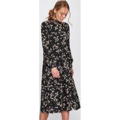 Vero Moda - Sukienka. Czarne sukienki damskie Vero Moda, na co dzień, s, bez wzorów, z poliesteru, casualowe, bez kołnierzyka, bez rękawów, proste. Za 219,90 zł.