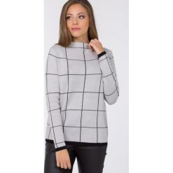 Swetry damskie: Sweter w kratę