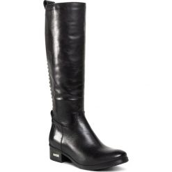 Kozaki SIMEN - 3217A Sandro 04. Czarne kozaki damskie Simen, ze skóry, przed kolano, na wysokim obcasie, na obcasie, bez zapięcia. Za 529,00 zł.