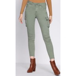 Khaki Spodnie Cargo Fashion. Brązowe spodnie damskie Born2be, s, bez wzorów. Za 64,99 zł.