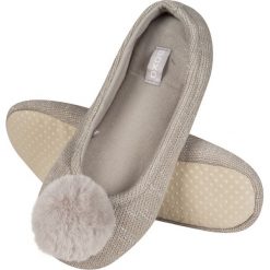 Soxo - Kapcie. Szare kapcie damskie marki Soxo, z materiału. Za 39,99 zł.