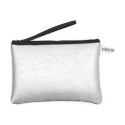 Kosmetyczki damskie: Kosmetyczka w kolorze srebrnym – (S)20 x (W)14 x (G)2 cm