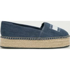 Tommy Jeans - Espadryle. Niebieskie espadryle damskie Tommy Jeans, bez wzorów, z jeansu, bez obcasa, na obcasie. W wyprzedaży za 249,90 zł.