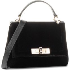 Torebka PATRIZIA PEPE - 2V8502/A4V1-K293 Velvet Black. Czarne torebki klasyczne damskie Patrizia Pepe, bez wzorów, ze skóry, klasyczne, bez dodatków. W wyprzedaży za 609,00 zł.