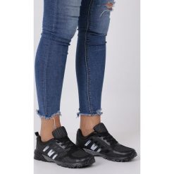 Czarne buty sportowe sznurowane casu rj-316-1. Czarne buty dziewczęce sportowe Casu, bez wzorów, ze skóry ekologicznej, na sznurówki. Za 79,99 zł.