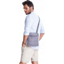 SKÓRZANA MĘSKA TORBA MIEJSKA NA RAMIĘ LISTONOSZKA. Żółte torby męskie skórzane ALWAYS WILD, w paski, ze skóry, eleganckie. Za 159,90 zł.