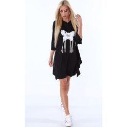 Sukienki: Sukienka z motylem czarna 17380
