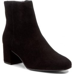 Botki HÖGL - 4-104112 Black 0100. Czarne botki damskie skórzane marki HÖGL, na obcasie. W wyprzedaży za 359,00 zł.