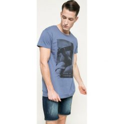 T-shirty męskie z nadrukiem: Sublevel – T-shirt