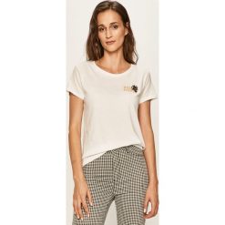 Haily's - T-shirt. Białe bluzki damskie Haily's, s, z aplikacjami, z bawełny, z okrągłym kołnierzem. W wyprzedaży za 49,90 zł.