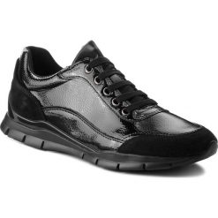 Sneakersy GEOX - D Sukie B D84F2B 0DE22 C9999 Black. Czarne półbuty damskie Geox, z zamszu. W wyprzedaży za 239,00 zł.