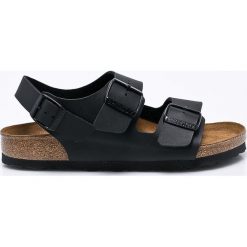 Birkenstock - Sandały Milano. Czarne klapki damskie Birkenstock, bez wzorów, ze skóry, bez obcasa, na obcasie. W wyprzedaży za 229,90 zł.