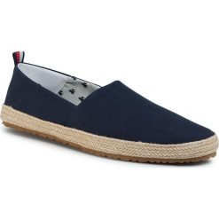 Espadryle TOMMY HILFIGER - Recycled Cotton Espadrille FM0FM02711 Midnight DW5. Niebieskie espadryle męskie TOMMY HILFIGER, bez wzorów, z tworzywa sztucznego. Za 299,00 zł.