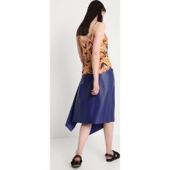 Topy damskie: Gestuz SINGLET Top orange