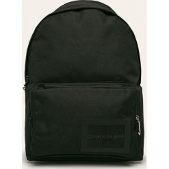 Calvin Klein Jeans - Plecak. Czarne plecaki męskie Calvin Klein Jeans, w paski, z poliesteru. Za 359,90 zł.