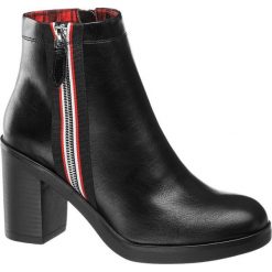 Botki damskie Catwalk czarne. Czarne botki damskie Catwalk, z materiału, bez obcasa, na obcasie, na zamek. Za 159,90 zł.