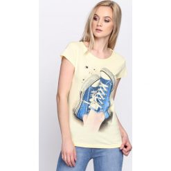 Żółty T-shirt Plimsoll. Żółte bluzki damskie Born2be, l. Za 14,99 zł.