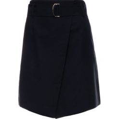 Spódnica trapezowa MAX&Co. 71040319. Niebieskie spódniczki damskie MAX&Co., bez wzorów, z elastanu, mini, trapezowe. W wyprzedaży za 389,00 zł.