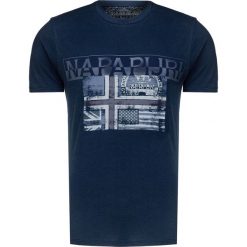 T-shirt NAPAPIJRI SAWY. Niebieskie t-shirty męskie Napapijri, na lato, z nadrukiem, z bawełny, z okrągłym kołnierzem. W wyprzedaży za 144,00 zł.