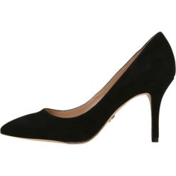 Kurt Geiger MAYFAIR Czółenka black. Czarne czółenka damskie marki Kurt Geiger, z weluru. Za 629,00 zł.